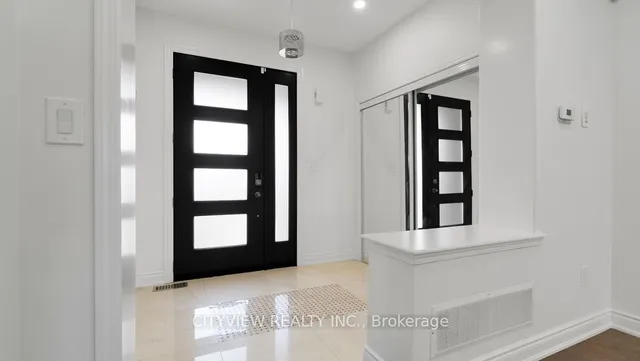 Additional image 6 of 980 Clark Blvd