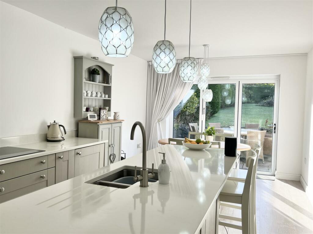 Additional image 5 of Winston Drive, Romsley, Halesowen