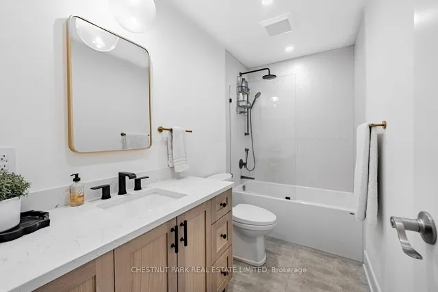 Additional image 19 of 1576 Kerns Rd Unit 2