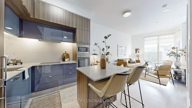 Additional image 9 of 15 Merchants Wharf Unit 1208