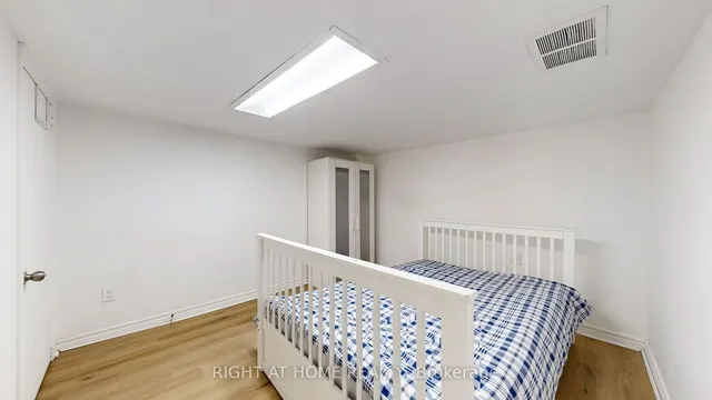 Additional image 36 of 28 Fennings St