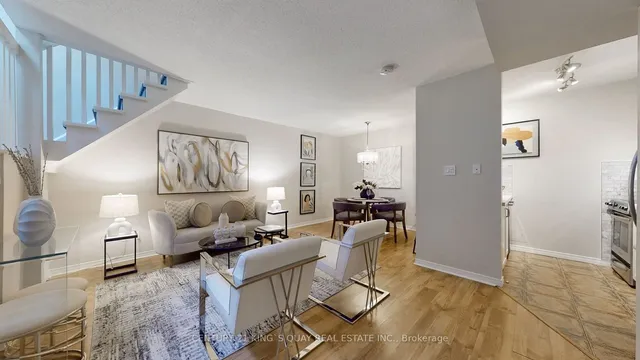 Additional image 7 of 38 Western Battery Rd Unit 612