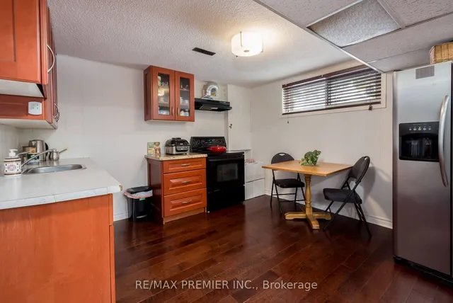 Additional image 21 of 71 Allanhurst Dr