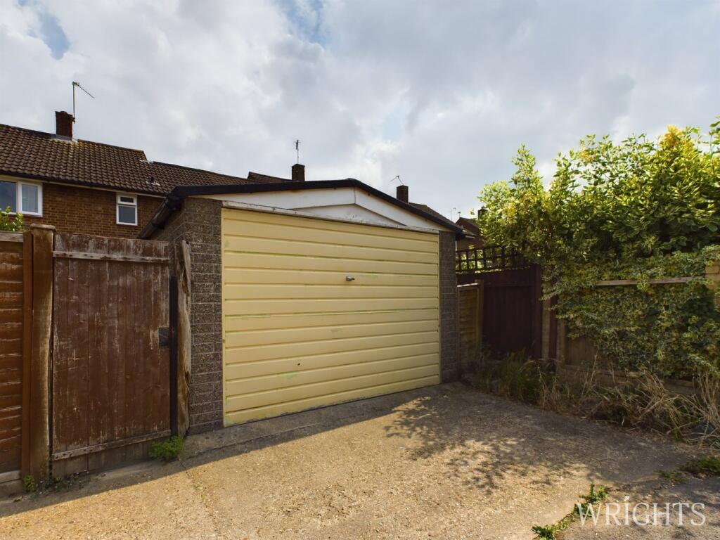 Additional image 17 of Chelwood Avenue, Birchwood, AL10