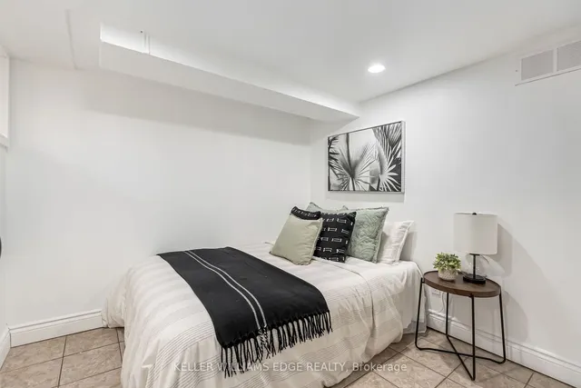 Additional image 39 of 187 Fern Ave