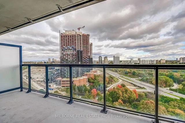 Additional image 23 of 30 Inn On The Park Dr Unit 1607