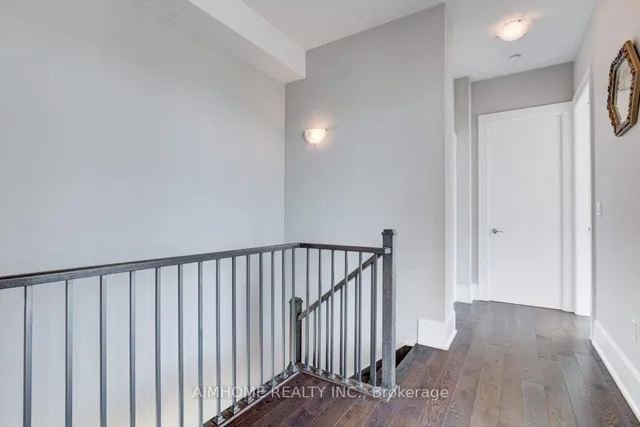 Additional image 22 of 39 Queens Quay Unit Th 111