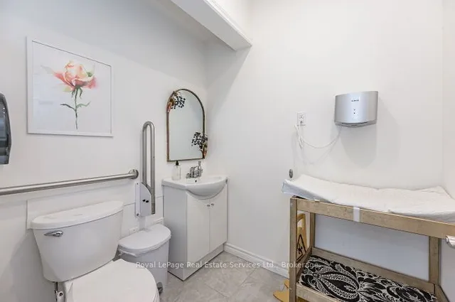 Additional image 33 of 925 King St