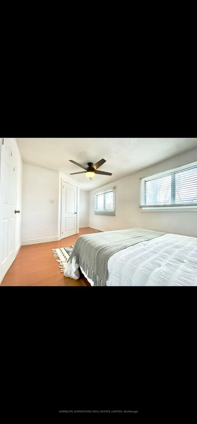 Additional image 13 of 8 Maraboo Crt