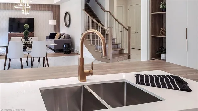 Additional image 33 of 57 Eleanor Ave