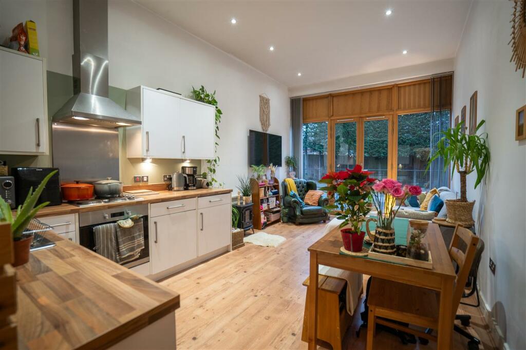 Additional image 3 of Cornwood House, 16 Hutchings, Solihull