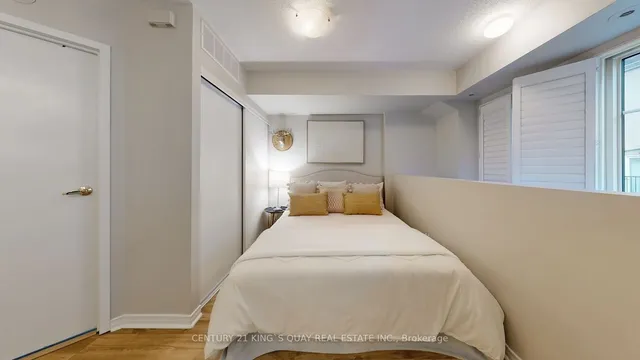 Additional image 28 of 38 Western Battery Rd Unit 612