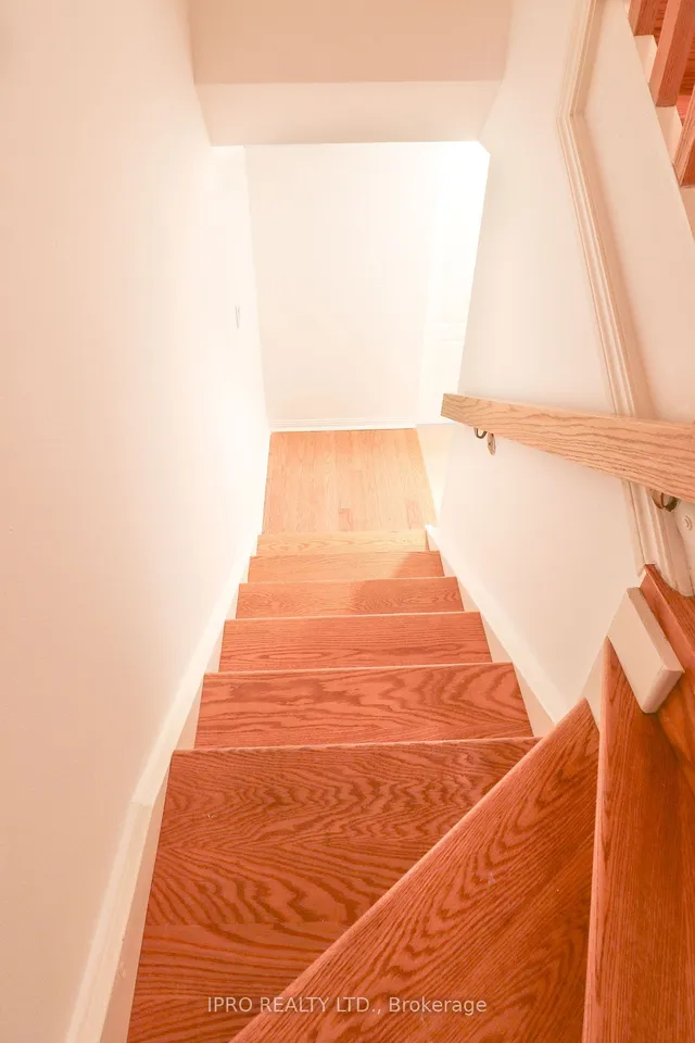 Additional image 27 of 3 Shank St Unit 304