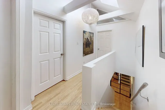 Additional image 18 of 16 Winnifred Ave