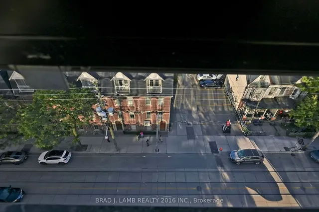 Additional image 30 of 195 McCaul St Unit 723