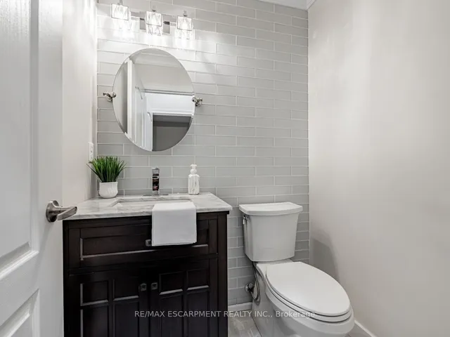 Additional image 13 of 4834 Columbus Dr