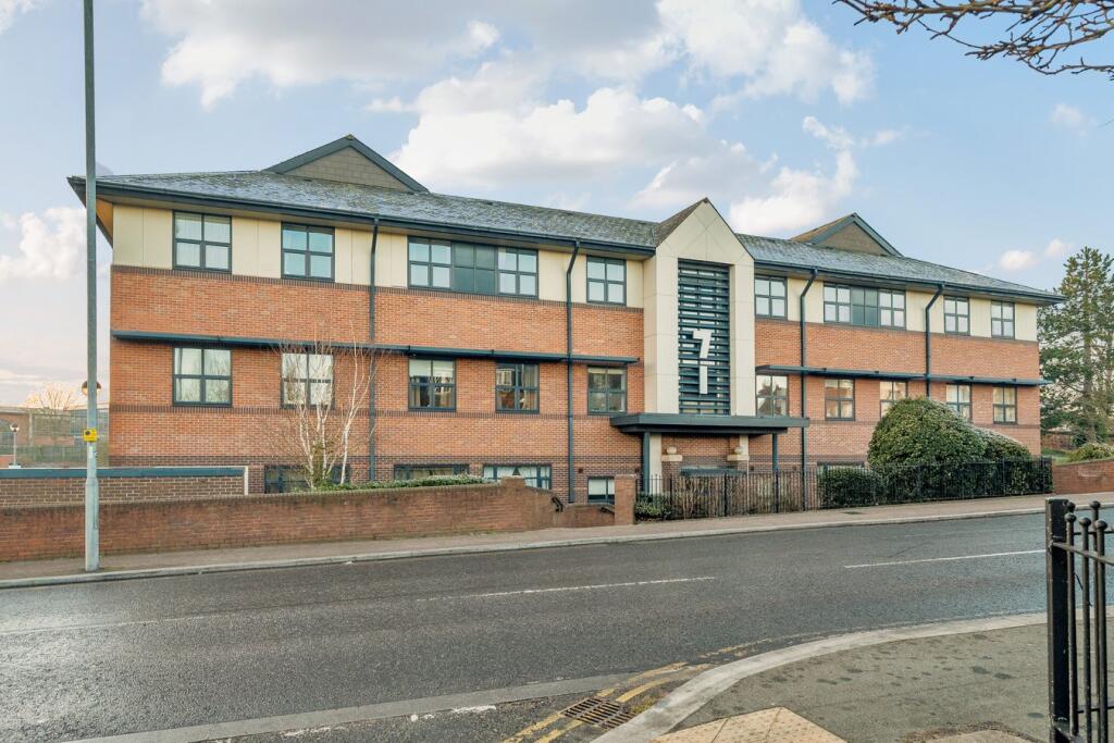 Additional image 16 of Great North Road, Hatfield, AL9