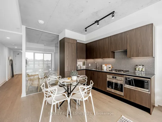 Additional image 9 of 2720 Dundas St Unit 406