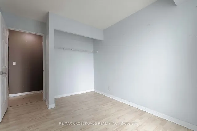 Additional image 21 of 1 Lee Centre Dr Unit 612