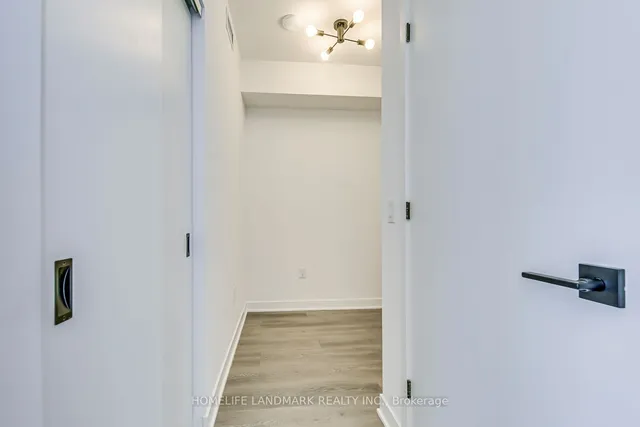 Additional image 27 of 36 Zorra St Unit 2002