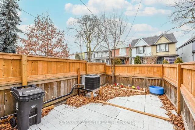 Additional image 40 of 23 Myrtle Ave