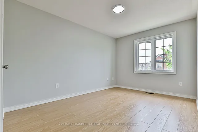 Additional image 32 of 67 Yellowknife Rd