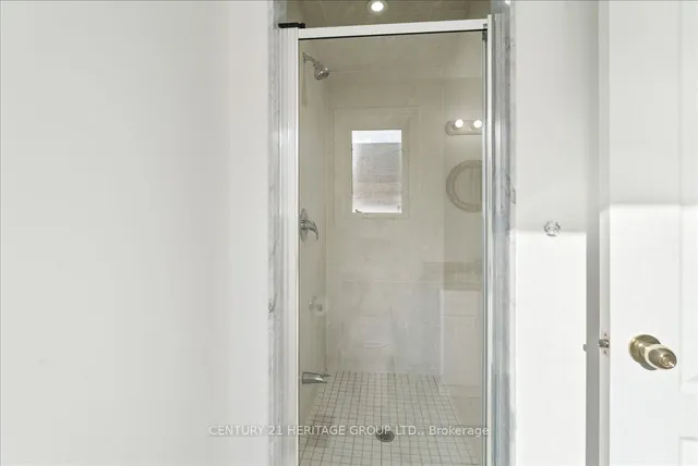 Additional image 10 of 52 Harold St