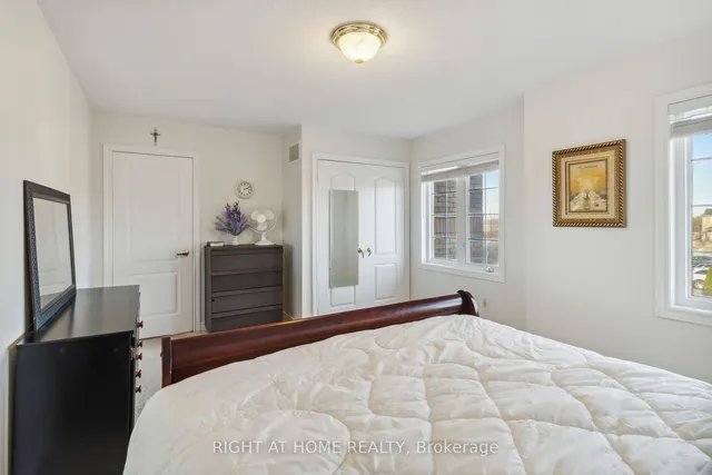 Additional image 21 of 52 Runnymede Cres