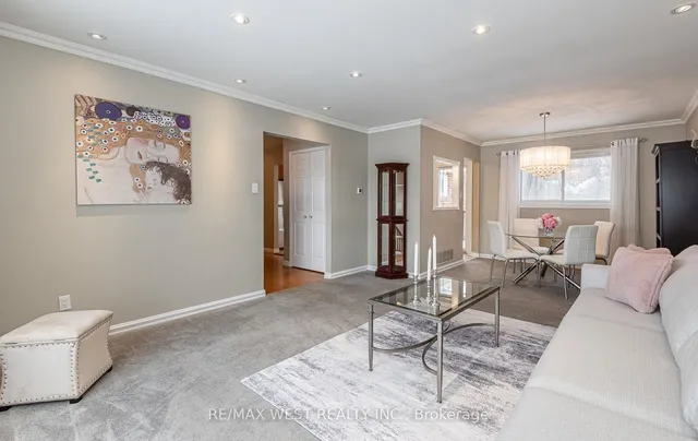 Additional image 7 of 44 Regentview Dr