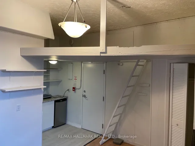 Additional image 18 of 177 Carlton St