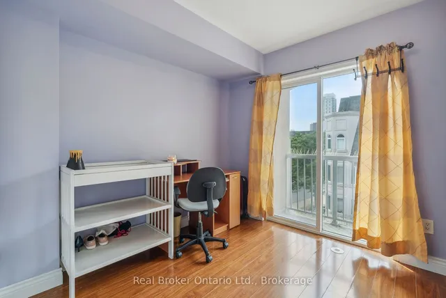 Additional image 15 of 75 Turntable Cres Unit 127