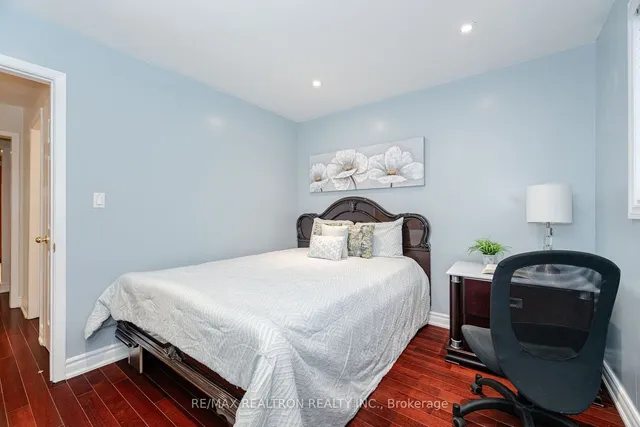 Additional image 21 of 24 Gracemount Cres