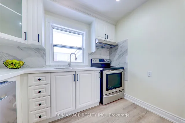 Additional image 15 of 3 Tulip Dr