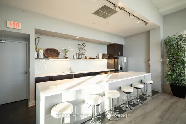 Additional image 31 of 628 Fleet St Unit 833