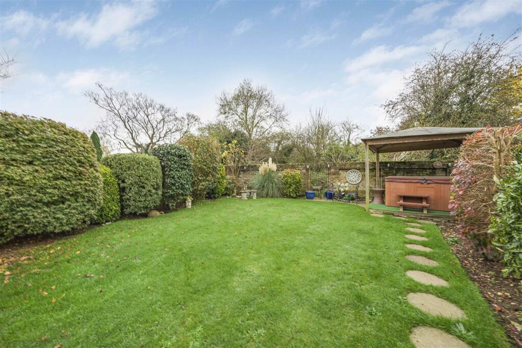 Additional image 16 of Maplefield Park Street, St. Albans