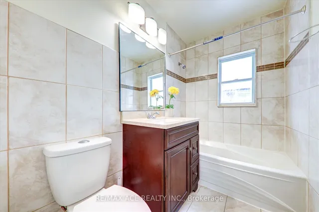 Additional image 18 of 3 Tulip Dr