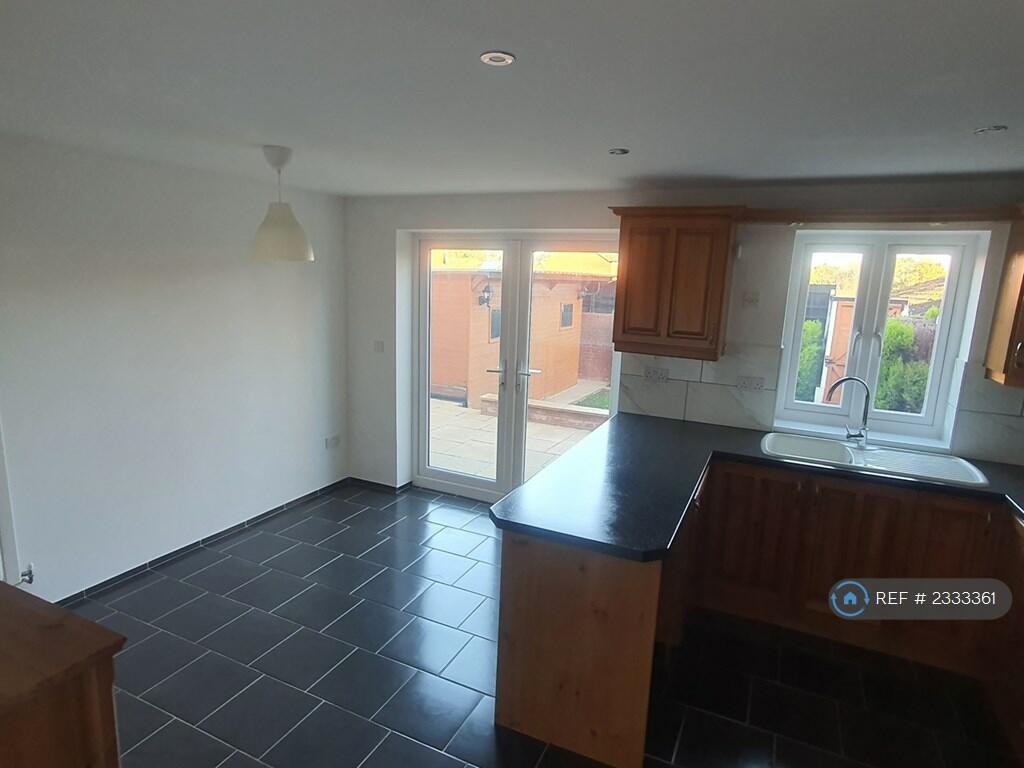 Additional image 8 of Saffron, Tamworth, B77