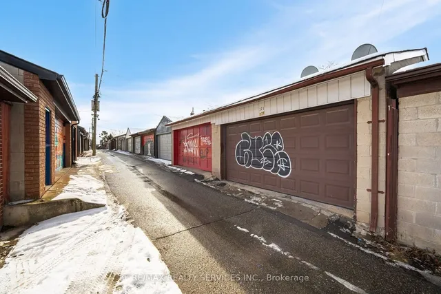 Additional image 33 of 171 Montrose Ave