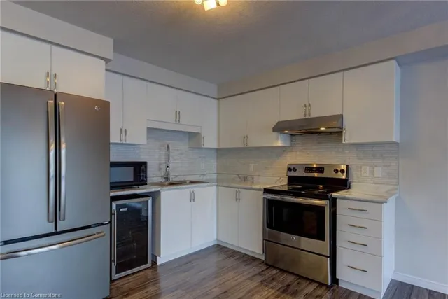 Additional image 14 of 1989 Ottawa St Unit 51