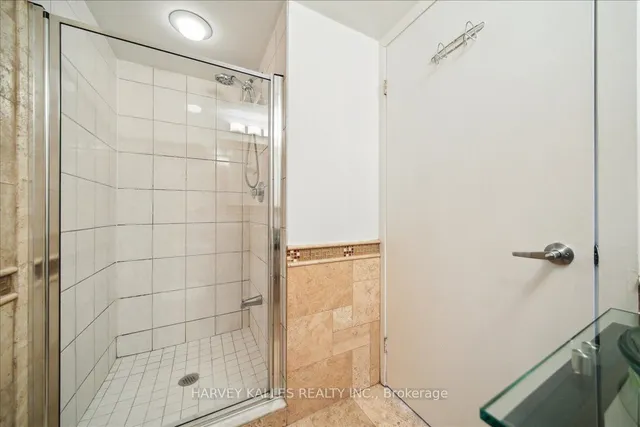 Additional image 22 of 550 Queens Quay Unit 809