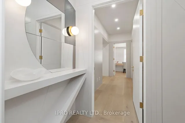 Additional image 21 of 47 Ambleside Ave