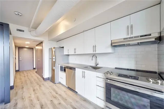 Additional image 16 of 121 King Street East Unit 505