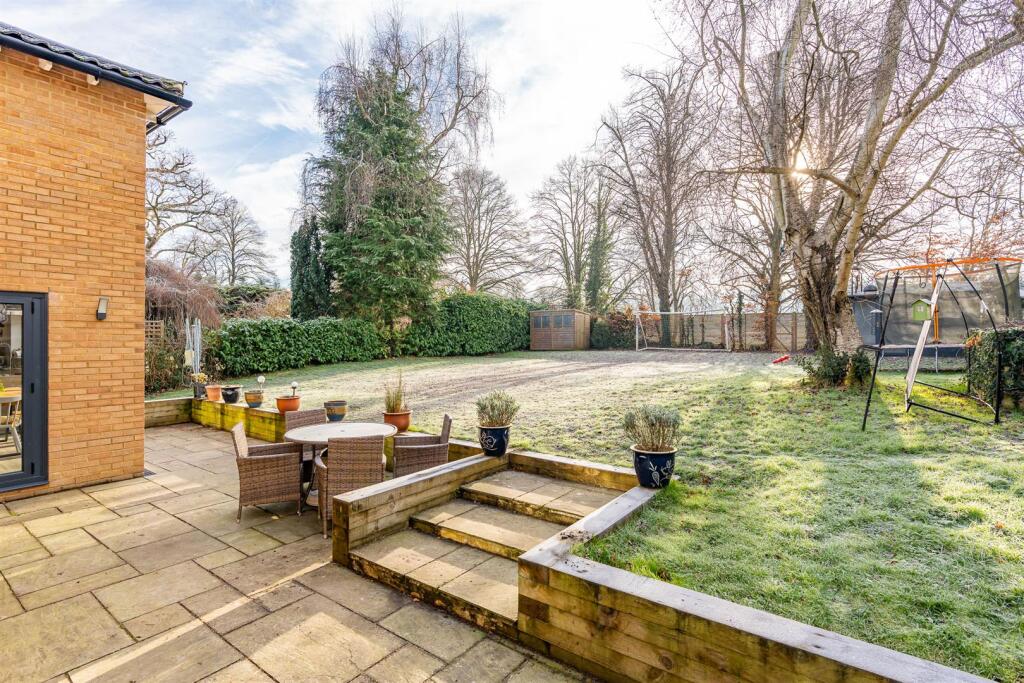 Additional image 29 of Knightsfield, Welwyn Garden City