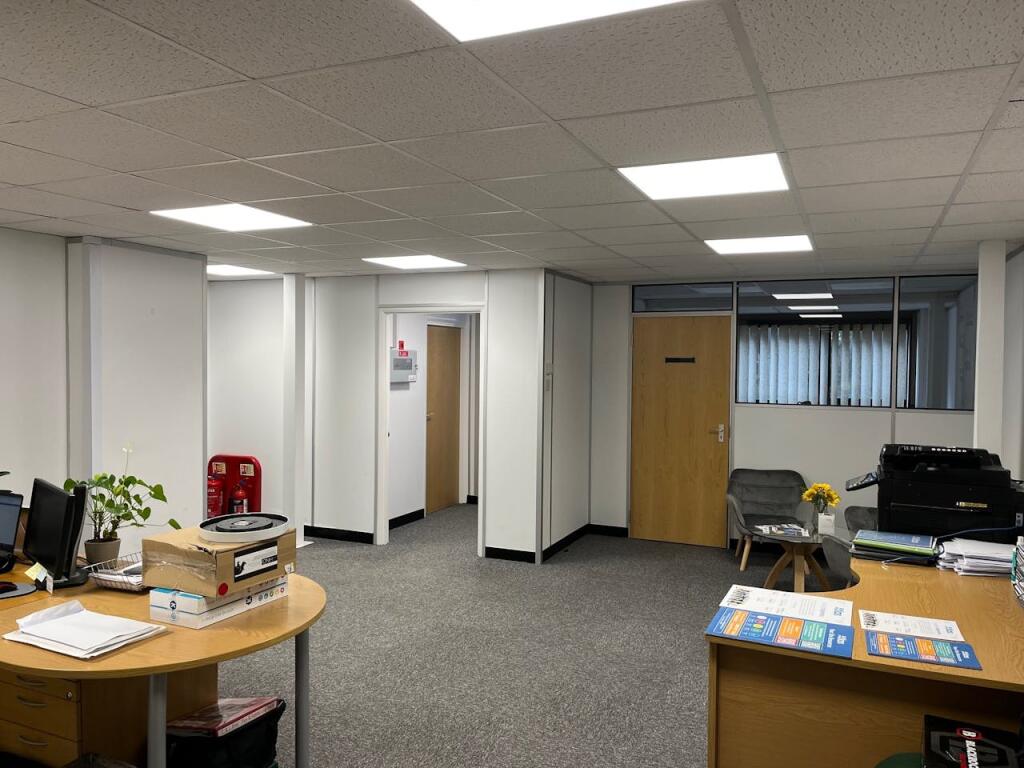 Additional image 5 of Unit 9 Martinfield, Welwyn Garden City, AL7 1JG