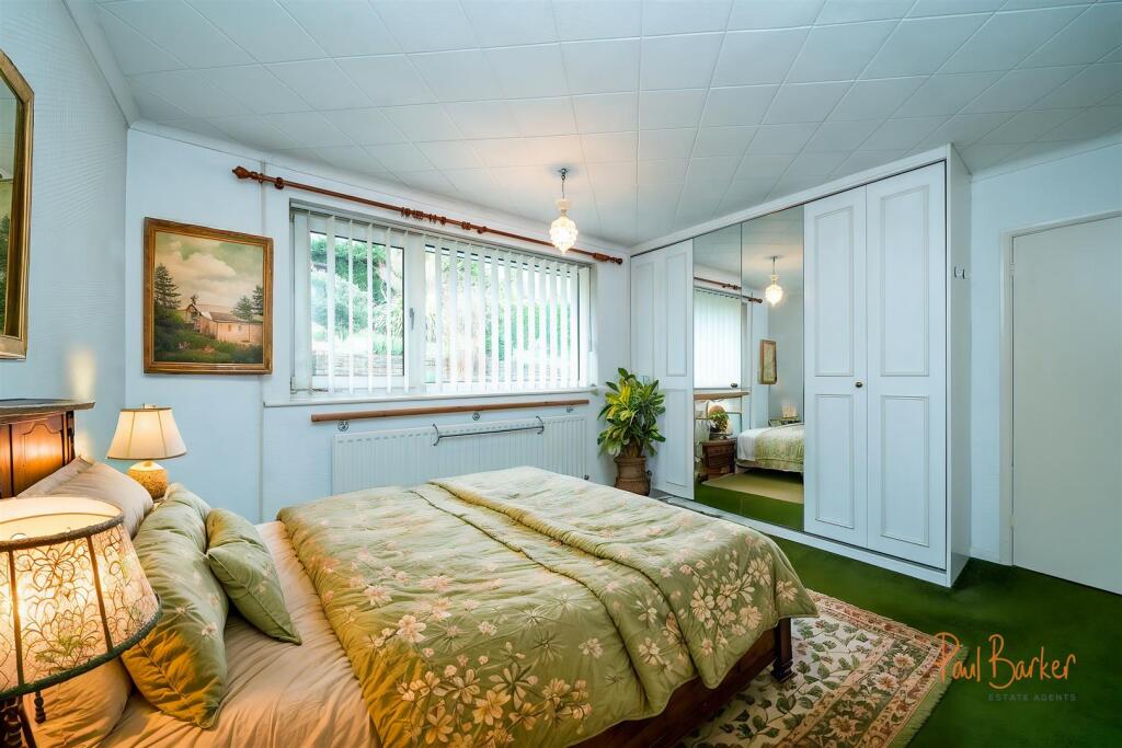 Additional image 3 of Butt Field View, St. Albans