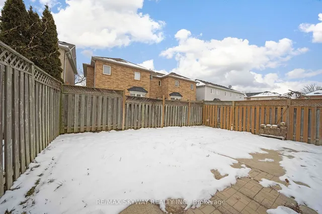 Additional image 38 of 137 Seaside Circ