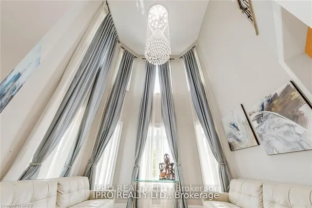 Additional image 36 of 20 Falkland Rd