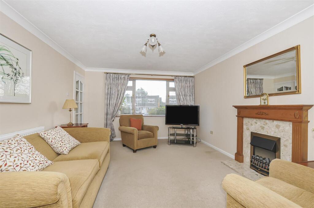 Primary image of West Riding, Bricket Wood, St. Albans