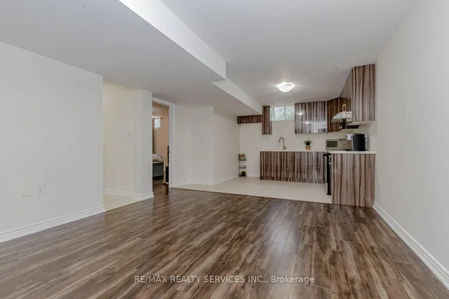 Additional image 33 of 12 Benmore Cres