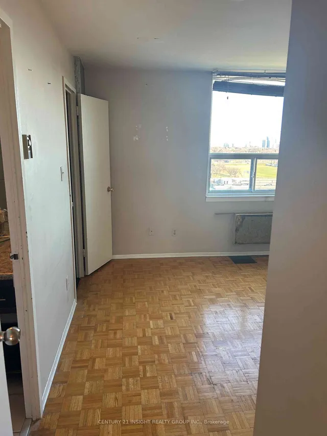 Additional image 16 of 511 The West Mall Rd Unit 1112